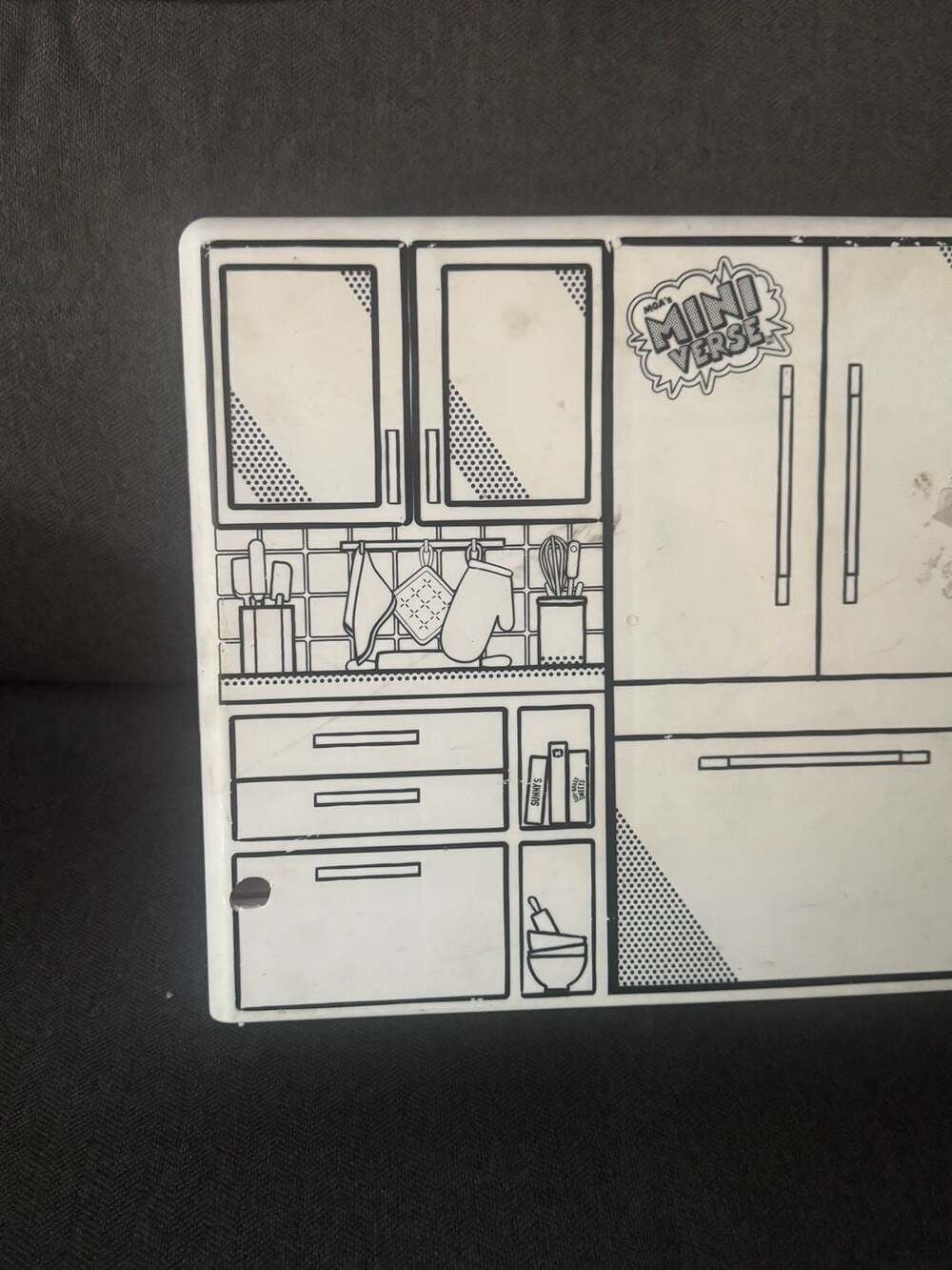 MGA's Miniverse Make It Mini Food All You Can Eat Display Case and Collectibles